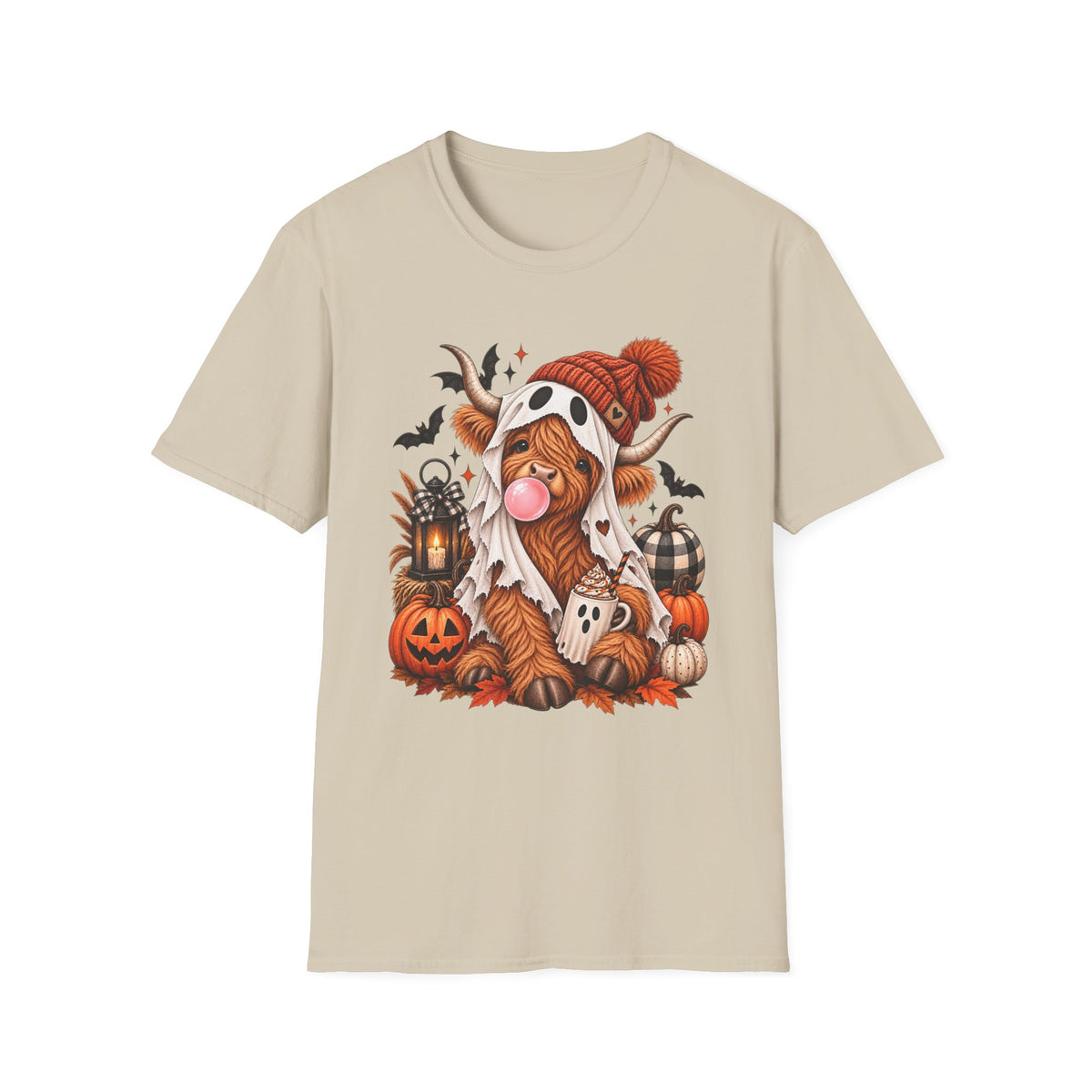 Highland Cow Halloween T-Shirt — Cute Spooky Cow in Beanie with Pumpkins & Bats