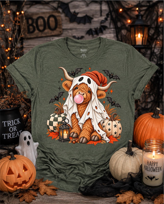 Halloween Highland Cow T-Shirt — Cute Cow in Ghost Costume with Bats & Pumpkins